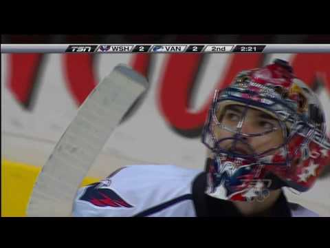 Canucks Vs Capitals - Mason Raymond 2-2 Goal - 12.18.09 - HD