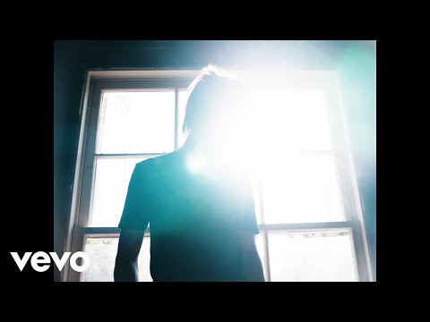 Saam Sultan - stick around (Official Visualizer)