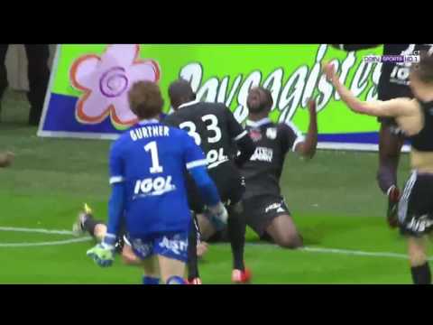 Amiens player Bourgaud score winning goal vs Reims 1-2 and promoting Amiens to Ligue 1