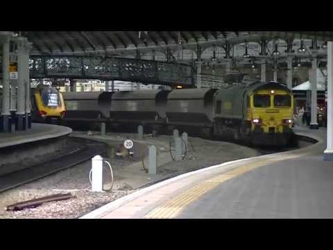 Freightliner 66519 Coal Train passing Newcastle