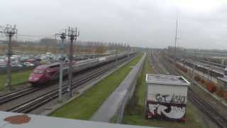 preview picture of video '2 Thalys including 4341-)(-4535 NEW pass station Lage Zwaluwe 28 nov 2013'