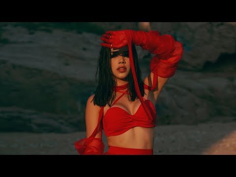 Kenia Os - Como La Flor (Letra/Lyrics)