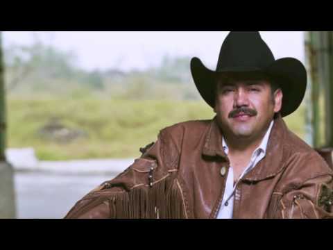 Isaías Lucero - Qué más quieres de mí ft. Los Invasores de Nuevo León (Video Lyric)