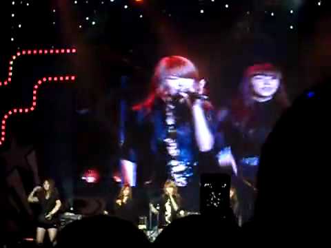 [Fancam 10.04.17] 4minute - Hot Issue @ Shinhan Credit Card Love Concert