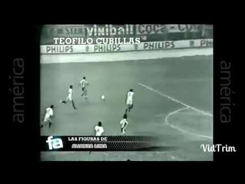 Gol del "Nene" Cubillas a Universitario en 1977