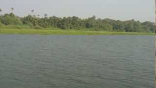 preview picture of video 'Kumarakom Backwater Boating'