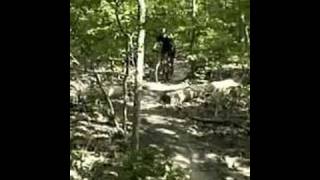 preview picture of video 'MTB - Uwharrie Keyauwee Trail Descent'