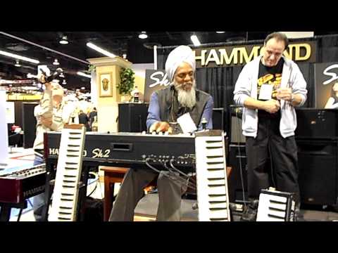 NAMM 2012 - *Rob Paparozzi - Suzuki Harmonicas  *Lonnie Smith - Hammond SK-2 Organ