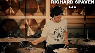 Meinl artist Richard Spaven performing 