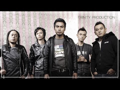 NaFF - Terendap Laraku | Official Video Clip