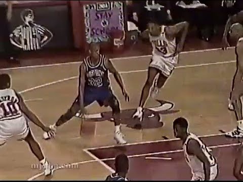 Sean Elliott Dunks on Luc Longley (1994)