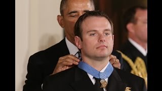 Download lagu Navy SEAL Receives Medal of Honor mp3 Download lagu Navy SEAL Receives Medal of Honor mp3