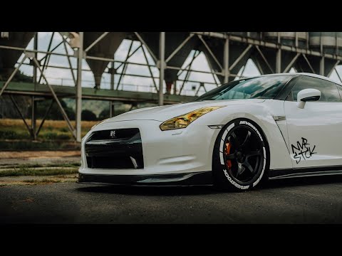 Miscris, Dayana & Percy Bluu - The Cigarette Duet