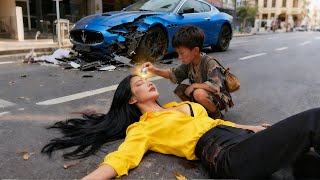 Download lagu CEO nyaris tewas diselamatkan bocah 5 tahun—tabib sakti! Satu sentuhan buatnya kagum dan ajak pulang mp3