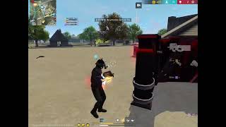 Free fire peluche 502
