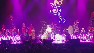 "Here Comes Santa Claus" Brian Setzer Orchestra