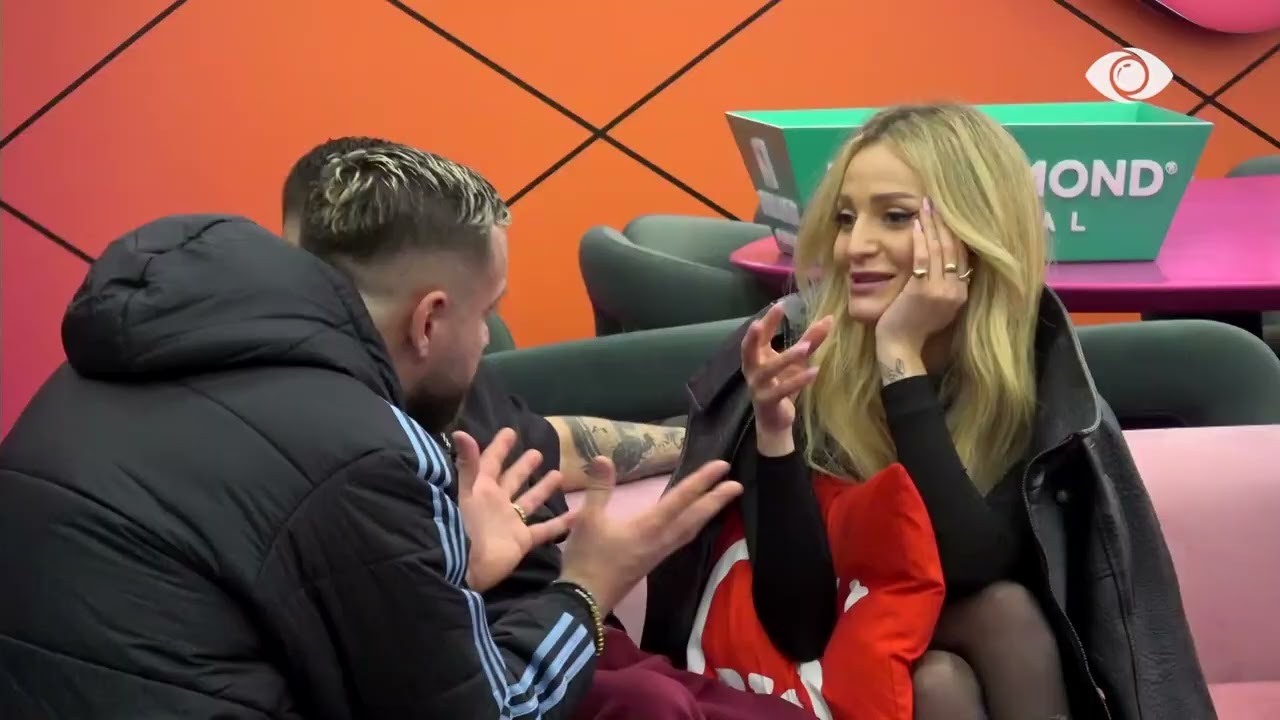 Po nuk e puthe ti do ta puth unë/ Luizi shkëmben batuta me Selin gjatë bisedës së tyre