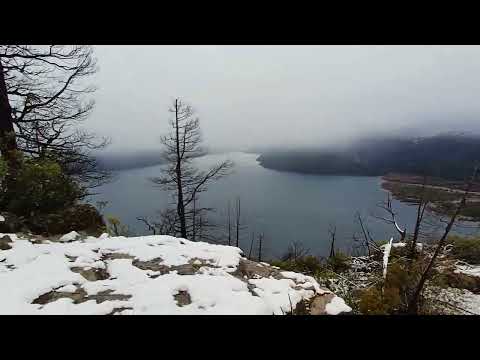 ¿Vos ves la MAGIA caer? #nieve sobre el LAGO PUELO #invierno 2026 #trekking CURRUMAHUIDA #nofilter 