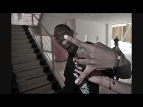 Kayalov feat. Youngraust - African Girl