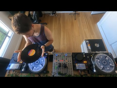 Tomas Carballo @ Deep Minimal / Micro House - Improvised Summer Mix DJ Set #24122021