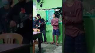 Download lagu PENGAMEN VIRAL !!!AKU TAK PUNYA HATI, COVER SUARA MERDU .. DURASI FULL!! - RAMDAN WINARNO mp3 Download lagu PENGAMEN VIRAL !!!AKU TAK PUNYA HATI, COVER SUARA MERDU .. DURASI FULL!! - RAMDAN WINARNO mp3