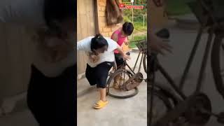 Download lagu mau ketawa takut dosa π€ cewek gendut naik sepeda π± video lucu bikin ngakak π #short #hiburan 62 ππ€£ mp3 Download lagu mau ketawa takut dosa π€ cewek gendut naik sepeda π± video lucu bikin ngakak π #short #hiburan 62 ππ€£ mp3