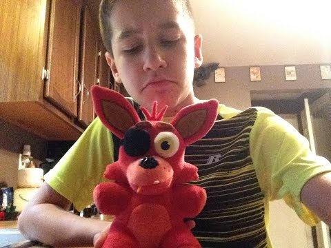 Foxy glitch!?!? | Five nights at freddys ep. 1