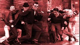 Madness - Stepping Into Line (Peel Session)
