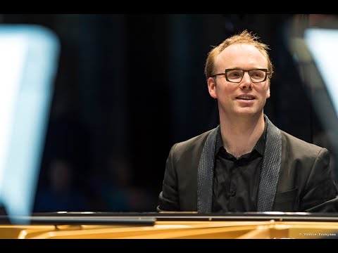 Liebrecht Vanbeckevoort - Beethoven Piano Concerto no. 3 (Lachner)