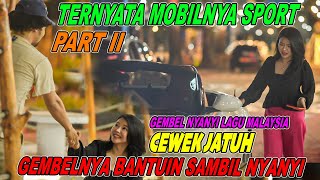 Download lagu PART II Cewek Jatuh Gembelnya Bantuin Sambil Nyanyi , Ternyata Mobilnya Sport, Nyanyi Lagu Malaysia. mp3