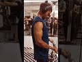 biceps flexing / biceps exercise / gym motivation / #gym #rickyfitness