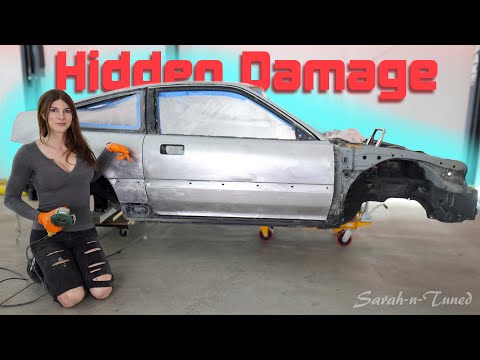 I Stripped it Down to Bare Steel & Found.. // '90 CRX Resto