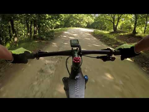 dealul Clainic, între Pârlage și Balotești/ Mehedinți/Romania