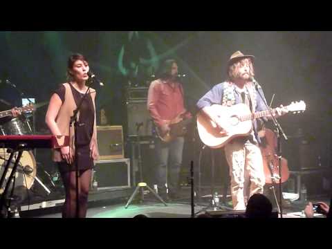 Angus Stone w/ Marion Mayer - Wooden Chair @ La Cigale