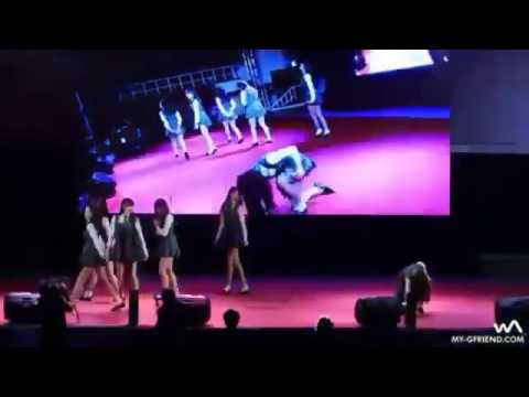 [GFRIEND Yuju] tripped during a performance :((