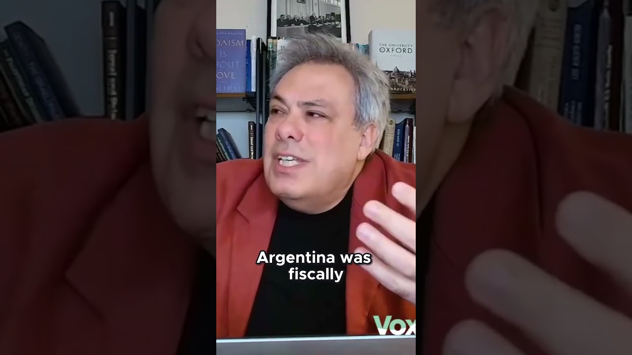 Three reasons why Argentina's economy collapsed #economics #argentina