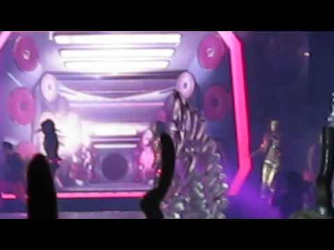 140517 2NE1 AON in Manila - Pretty Boy & Don't Stop The Music