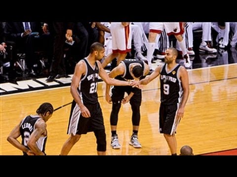 Tony Parker's sweet lob pass to Tim Duncan!
