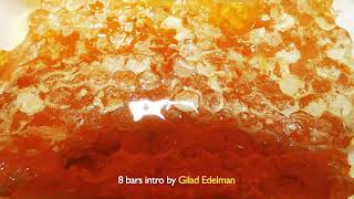 Sweet Honey Bee (Duke Pearson) Backing track + score for Bb instruments