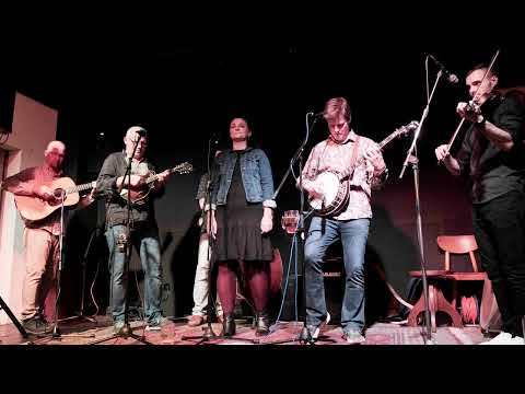 G-runs 'n roses, Lonesome Pine