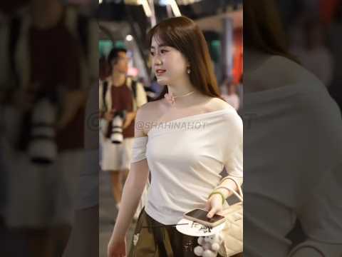 flipping my dog 🤸🏼‍♀️ #yoga #downwarddog #threeleggeddog #bridge #balance