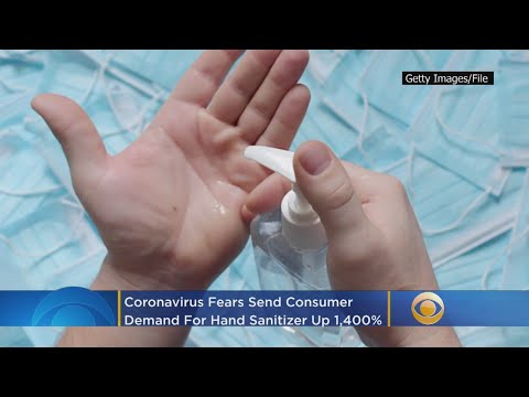 コロナウイルスの恐れは手の消毒剤のための消費者の需要を 1,400% を送信します。 (Coronavirus Fears Send Consumer Demand For Hand Sanitizer Up 1,400%)