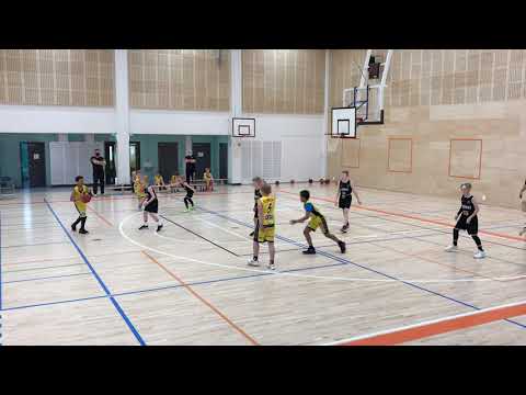 11.4.2021 minipojat 1.div Korikobrat-Muurame