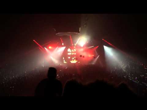 Porter Robinson @ OMFGNYE 2016