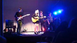 Aubrey Wood &amp; Taubl Family -Fly