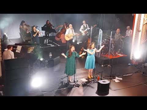 The Unthanks - Fareweel Regality / Sorrows Away reprise - 2022-05-20