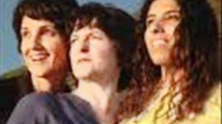 Eveline Hecker, Georgiana de Moraes e Camilla Dias - Tomara.wmv