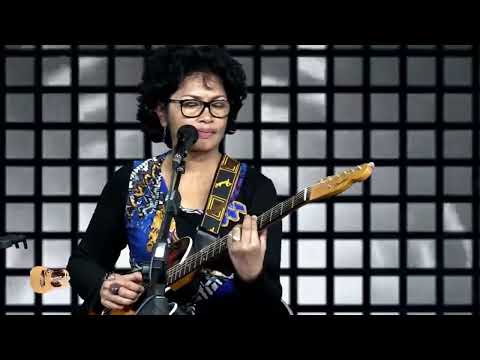 MENDRIKA - SOLO & NORO ANDRIANASOLO