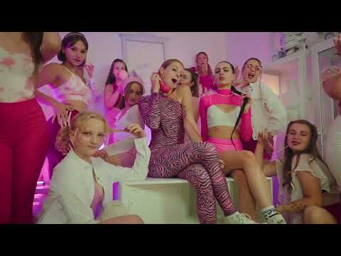 Dancehall Female Video Project. DOLLY Shenseea