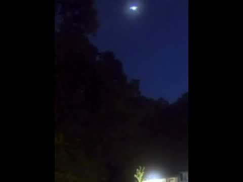 UFO/UAP 10/22/2026 strange flying object with bright light caught on Ring camera